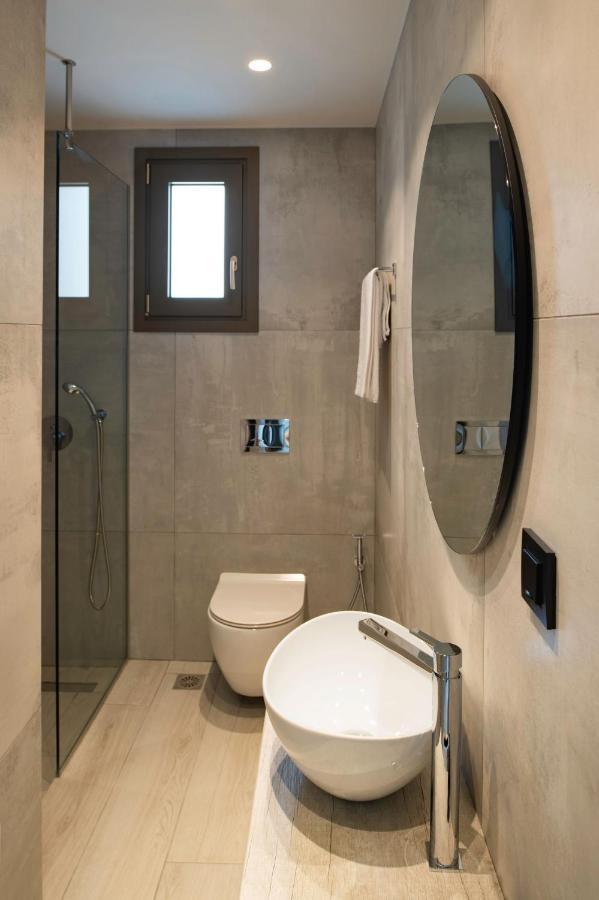 Rozites Luxury Beachfront Villa, By Hellocrete Kerames Exterior foto